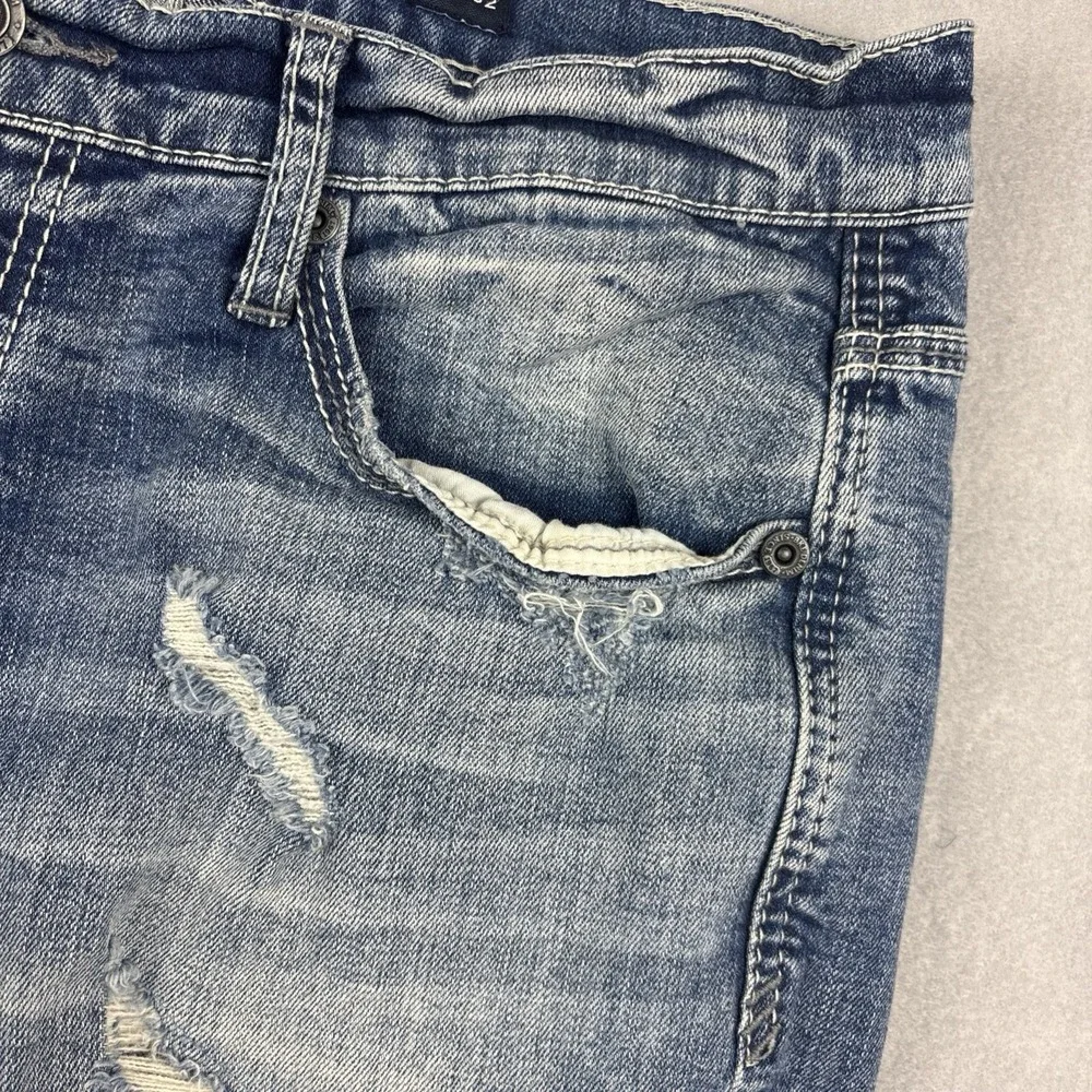 Buckle some stains